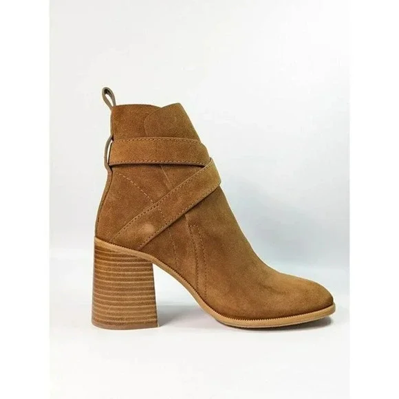 See By Chloe Women's Lyna Ankle Boot Tan Suede Size 40 EU / 10 US (MSRP $525)